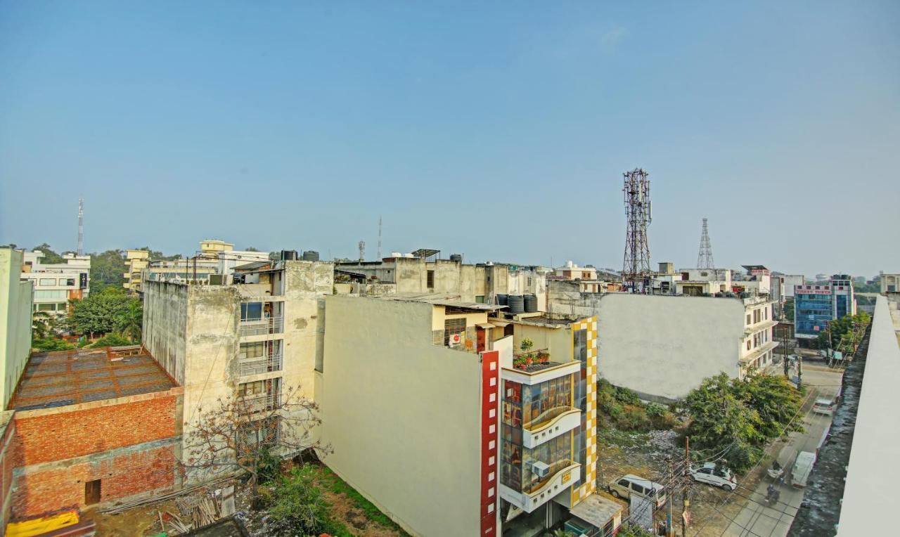 Itsy By Treebo - Royale Inn Meerut Buitenkant foto