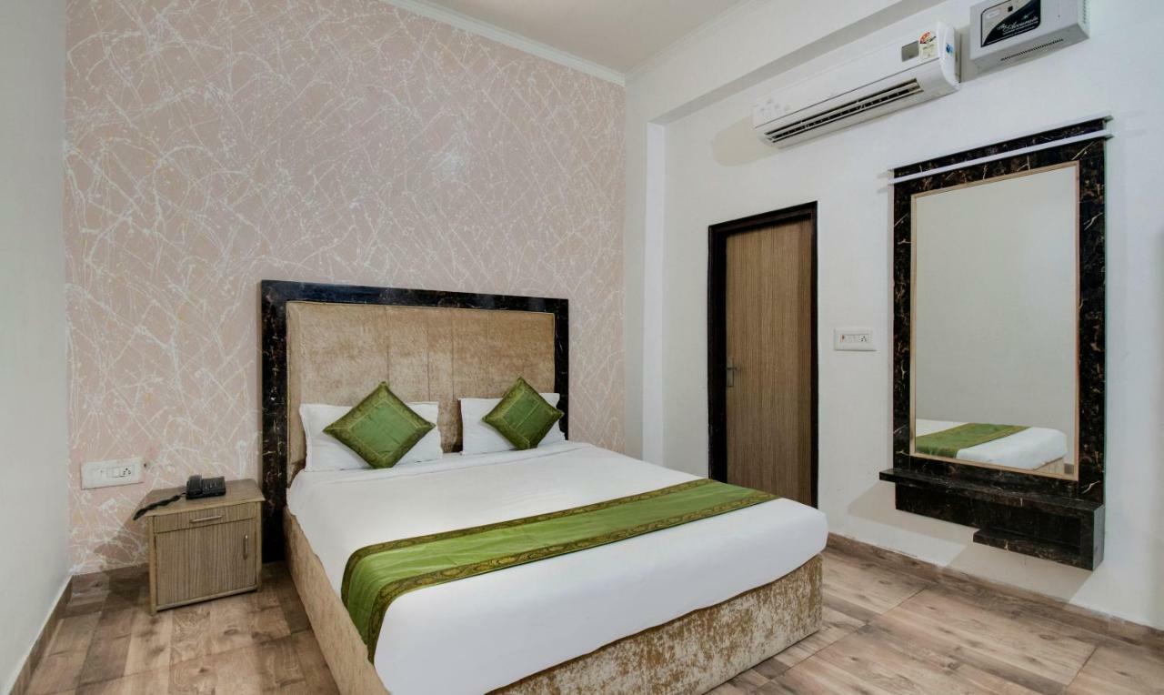 Itsy By Treebo - Royale Inn Meerut Buitenkant foto