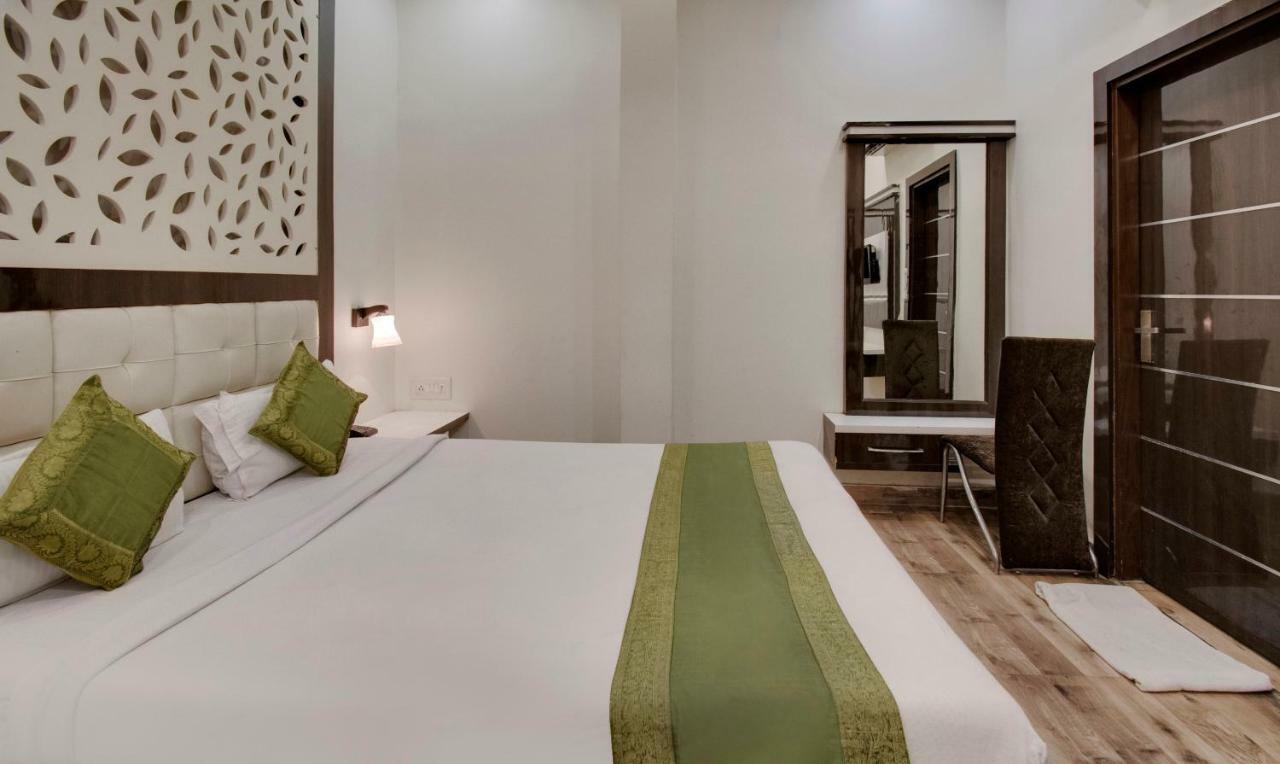 Itsy By Treebo - Royale Inn Meerut Buitenkant foto