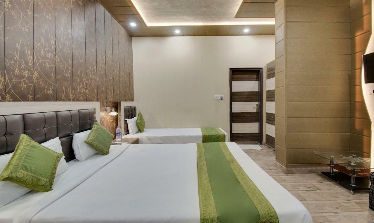 Itsy By Treebo - Royale Inn Meerut Buitenkant foto