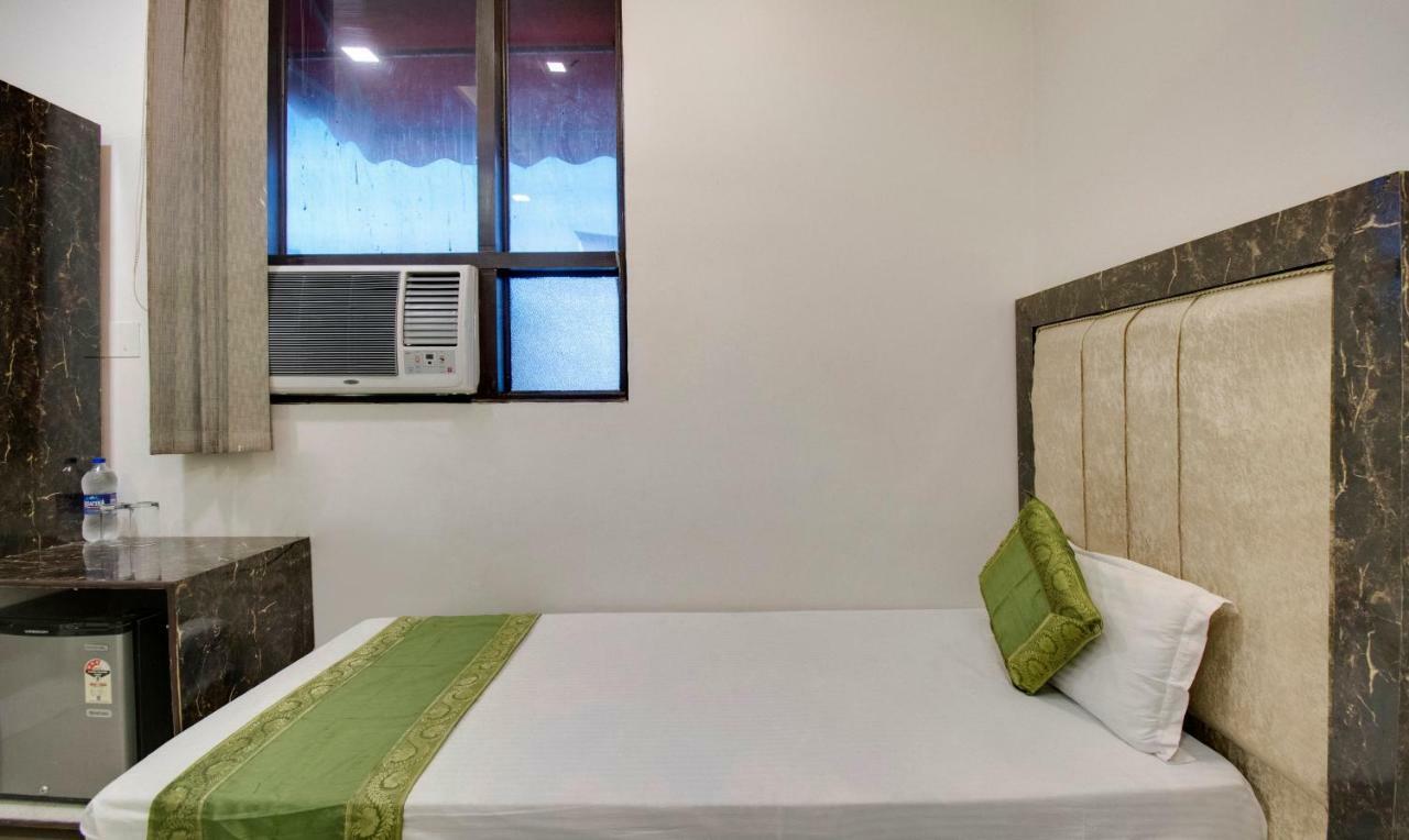 Itsy By Treebo - Royale Inn Meerut Buitenkant foto