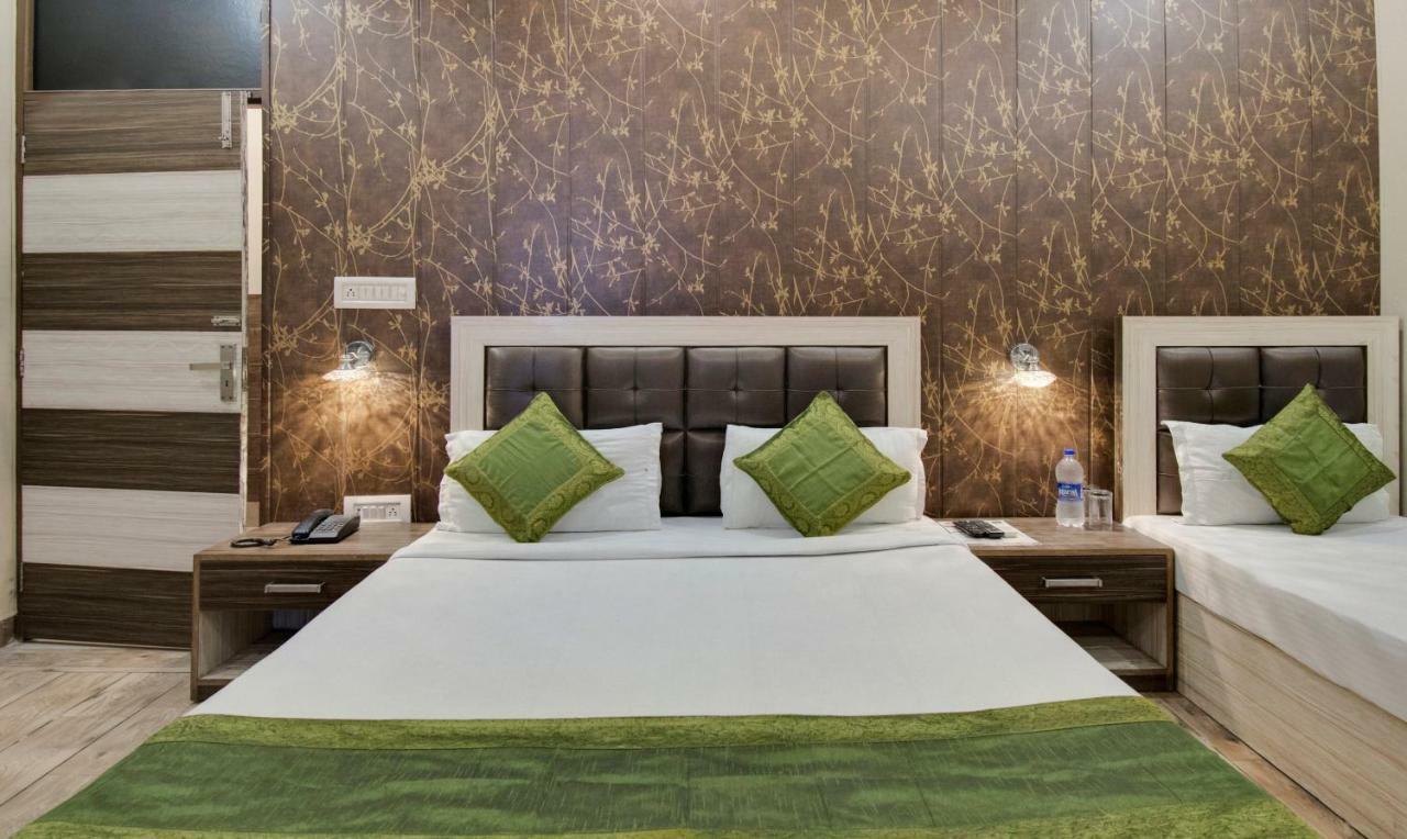 Itsy By Treebo - Royale Inn Meerut Buitenkant foto