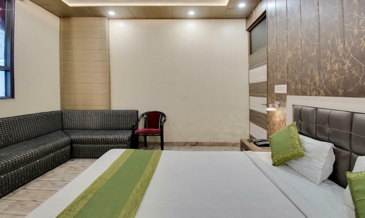 Itsy By Treebo - Royale Inn Meerut Buitenkant foto