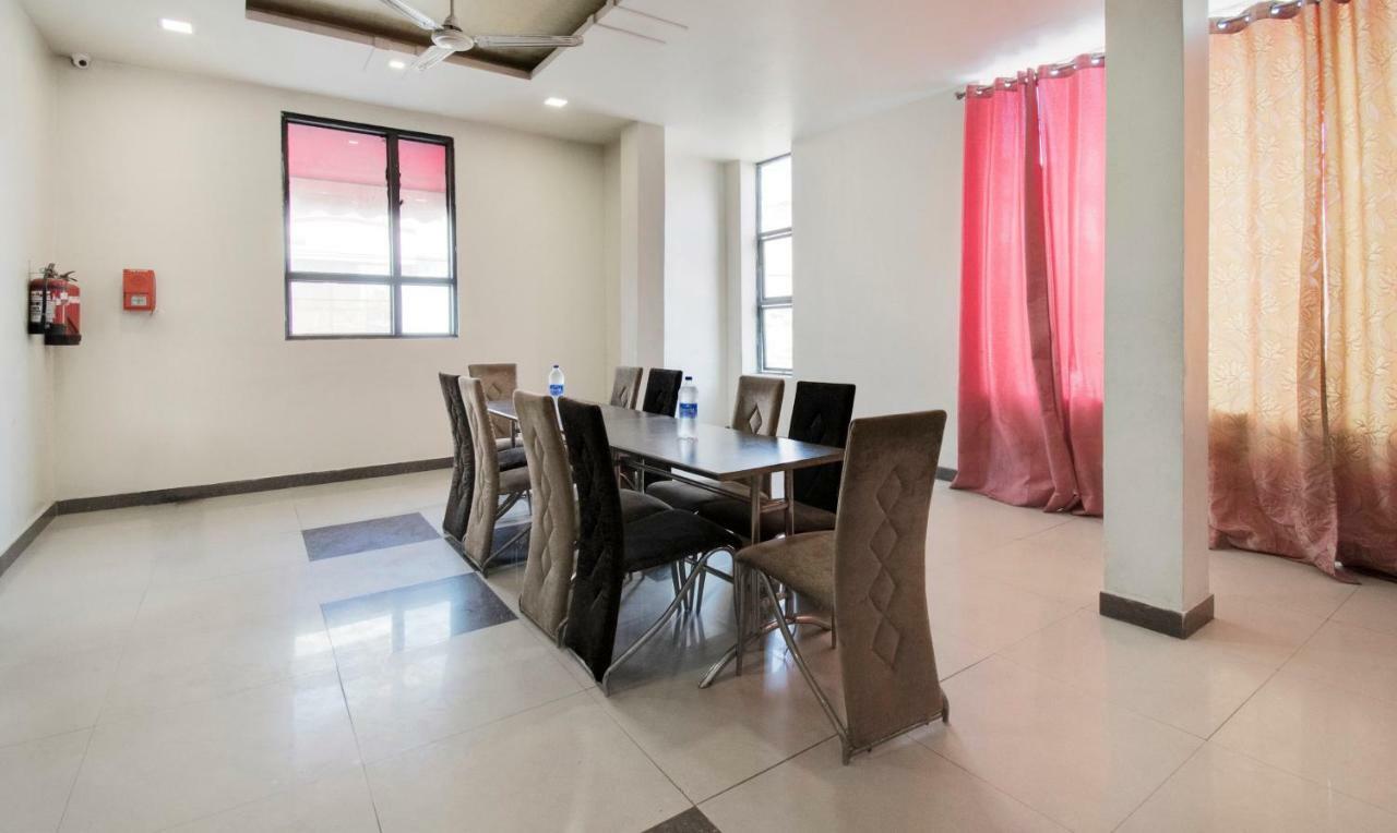 Itsy By Treebo - Royale Inn Meerut Buitenkant foto